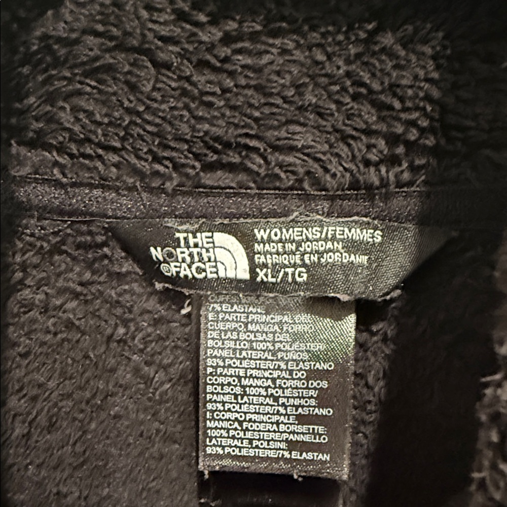 The North Face Women's Black Teddy Jacket - Picture 3 of 4